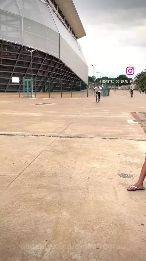 Prévia da publicação de monstrograu