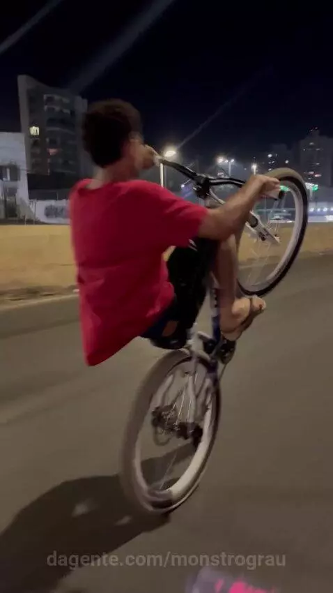 Prévia da publicação de monstrograu